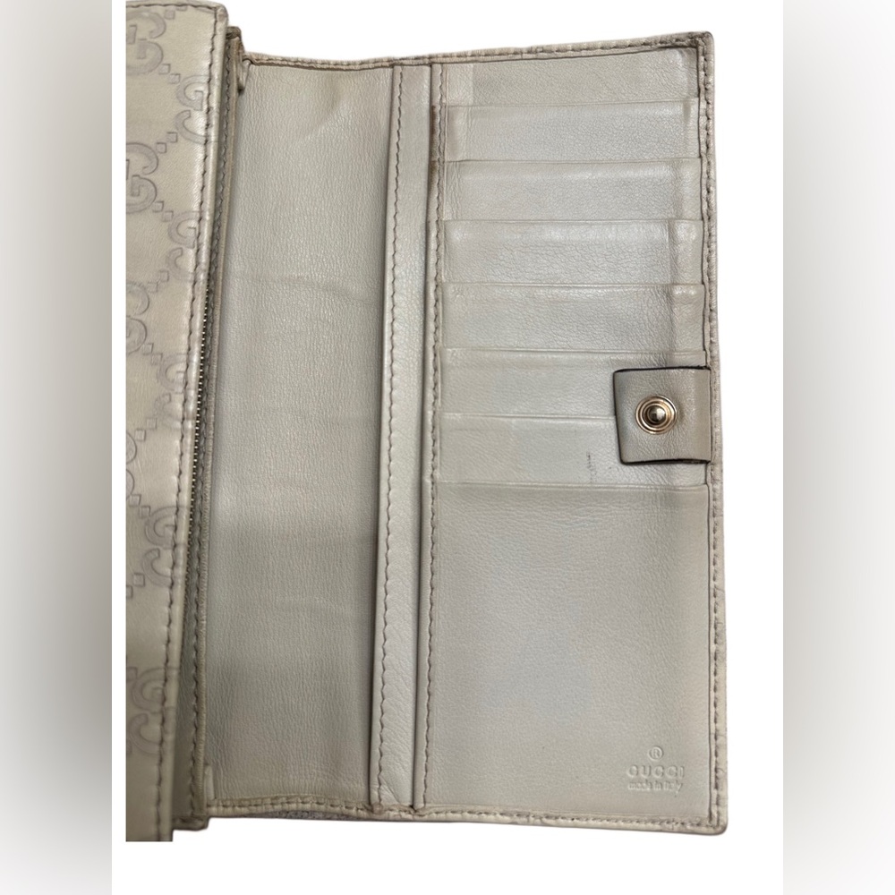 AUTHENTIC GUCCISSIMA WALLET - Picture 4 of 8